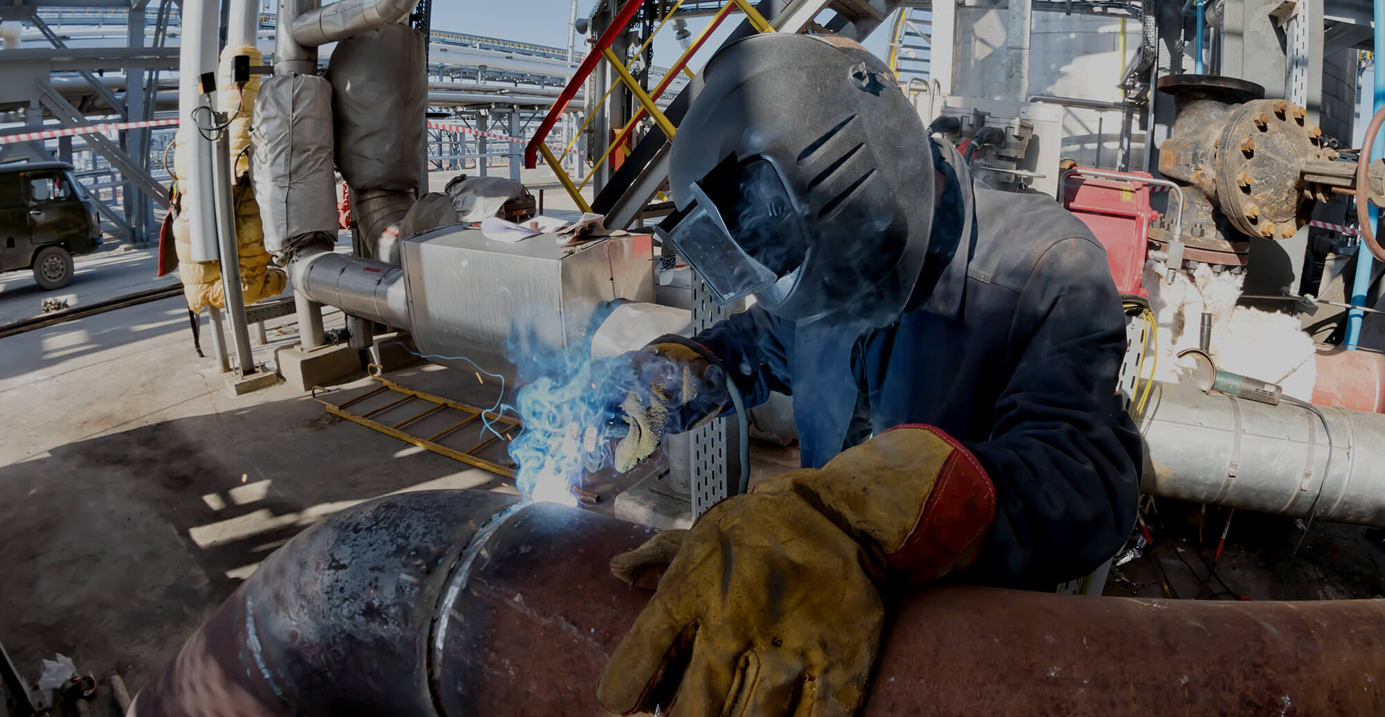 株式会社ILIO　見えない仕事に誇りを工場を支える確かな配管技術